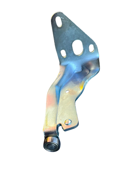 Right Lower Sliding Door Roller Hinge Bracket for Toyota HiAce (1989–2005)