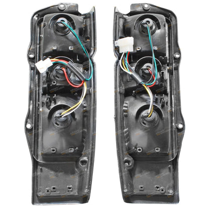 Tail Lights 2 x LH+RH for Toyota Hiace (1983–1989)