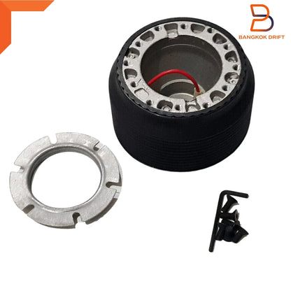 BOSS Steering Wheel Adapter for Mazda B2500 Bravo, MX5, RX8, Ranger (1994-2006)