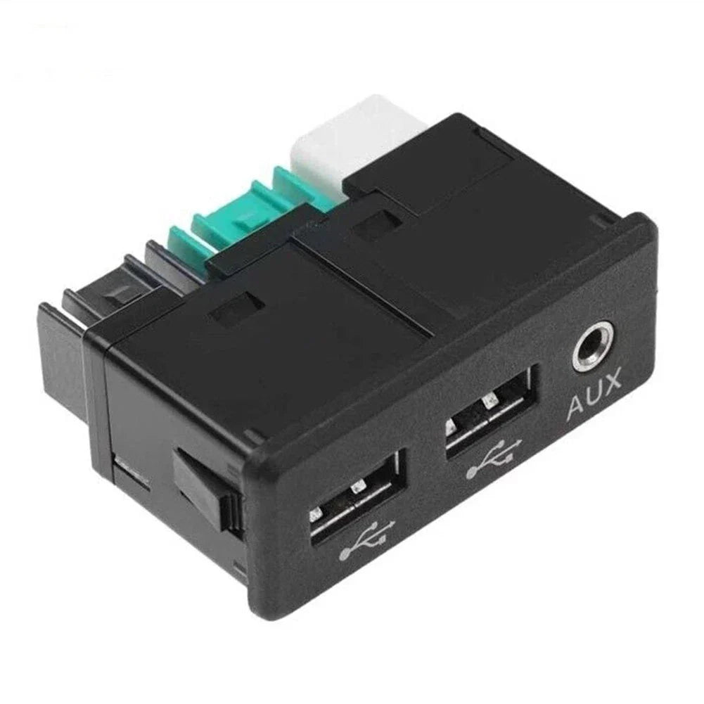 Dual AUX USB Port for Nissan