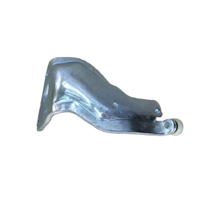 Left Lower Sliding Door Roller Hinge Bracket for Toyota HiAce RZH (1989–2005)