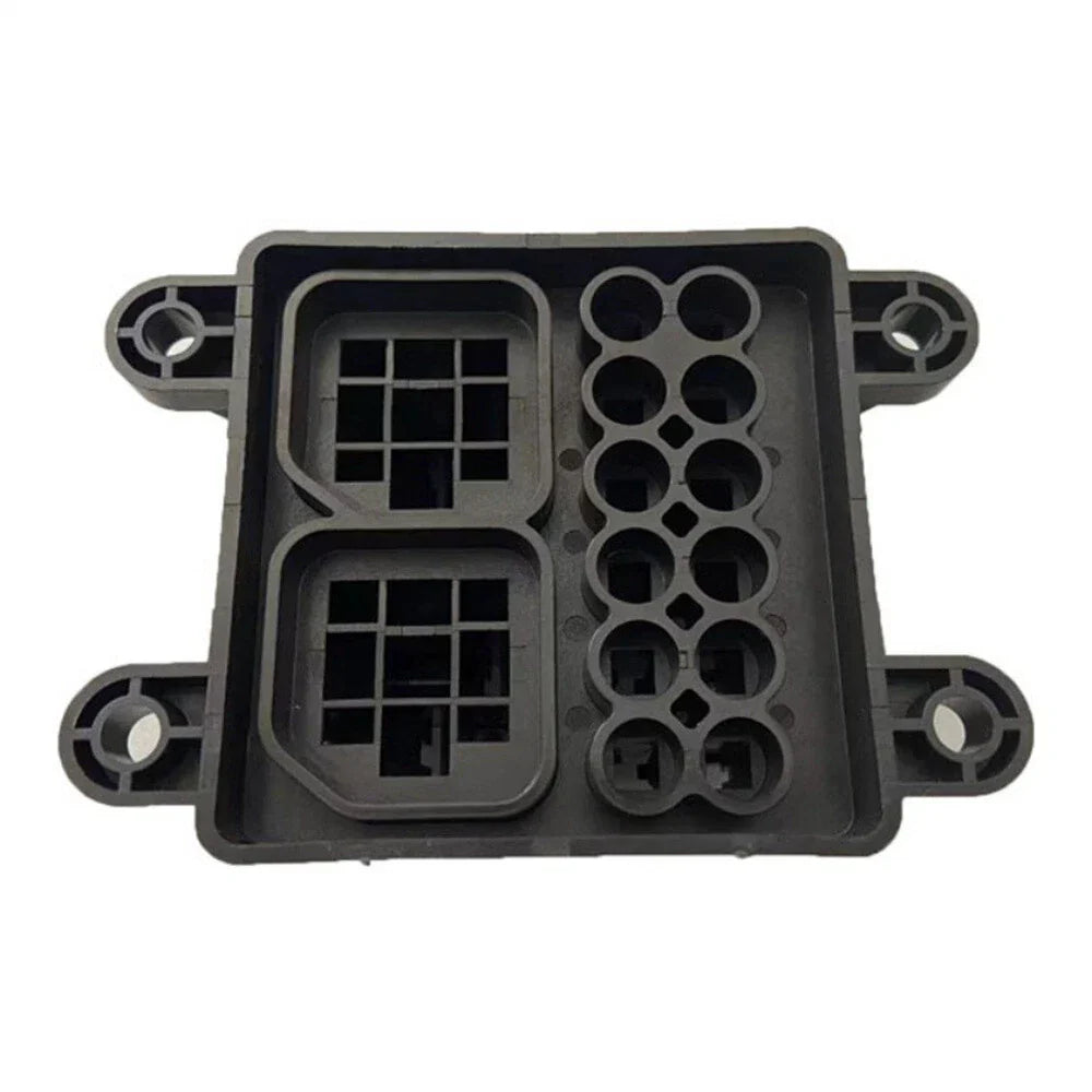 6-Way 12V Fuse Relay Box with 5-Pin 40A Relays for Car Truck