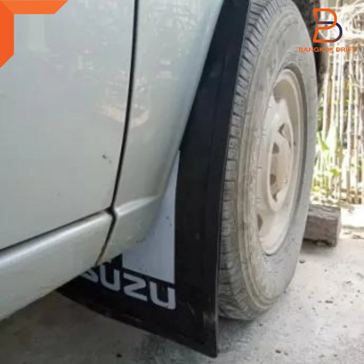 Isuzu 4WD 4x4 Off-Road Mud Flaps Splash Guards  Black Rubber