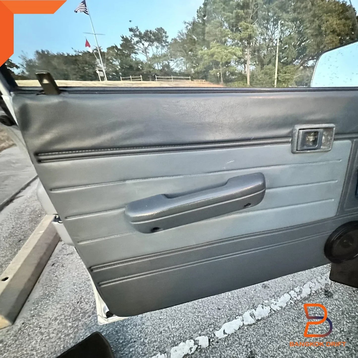 Grey Interior Door Panel Pair + Clips for Toyota Hilux UTE (1983-1988)