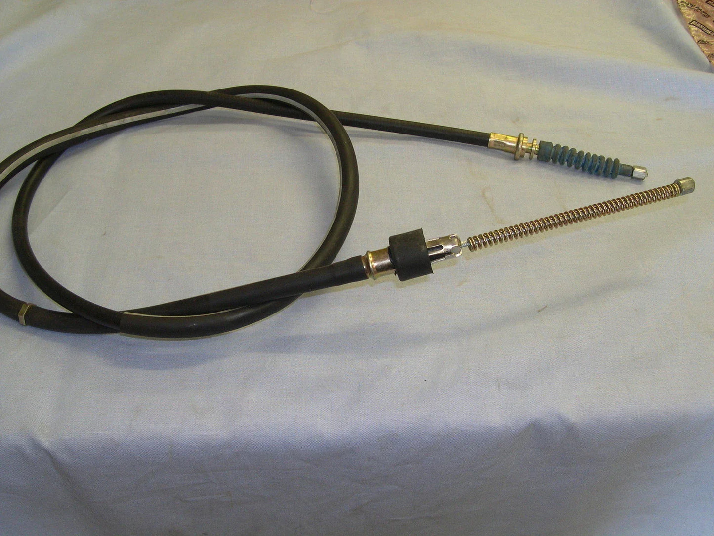 Right Hand Rear Brake Handbrake Cable for Holden TF 4WD Rodeo (1988-1996)