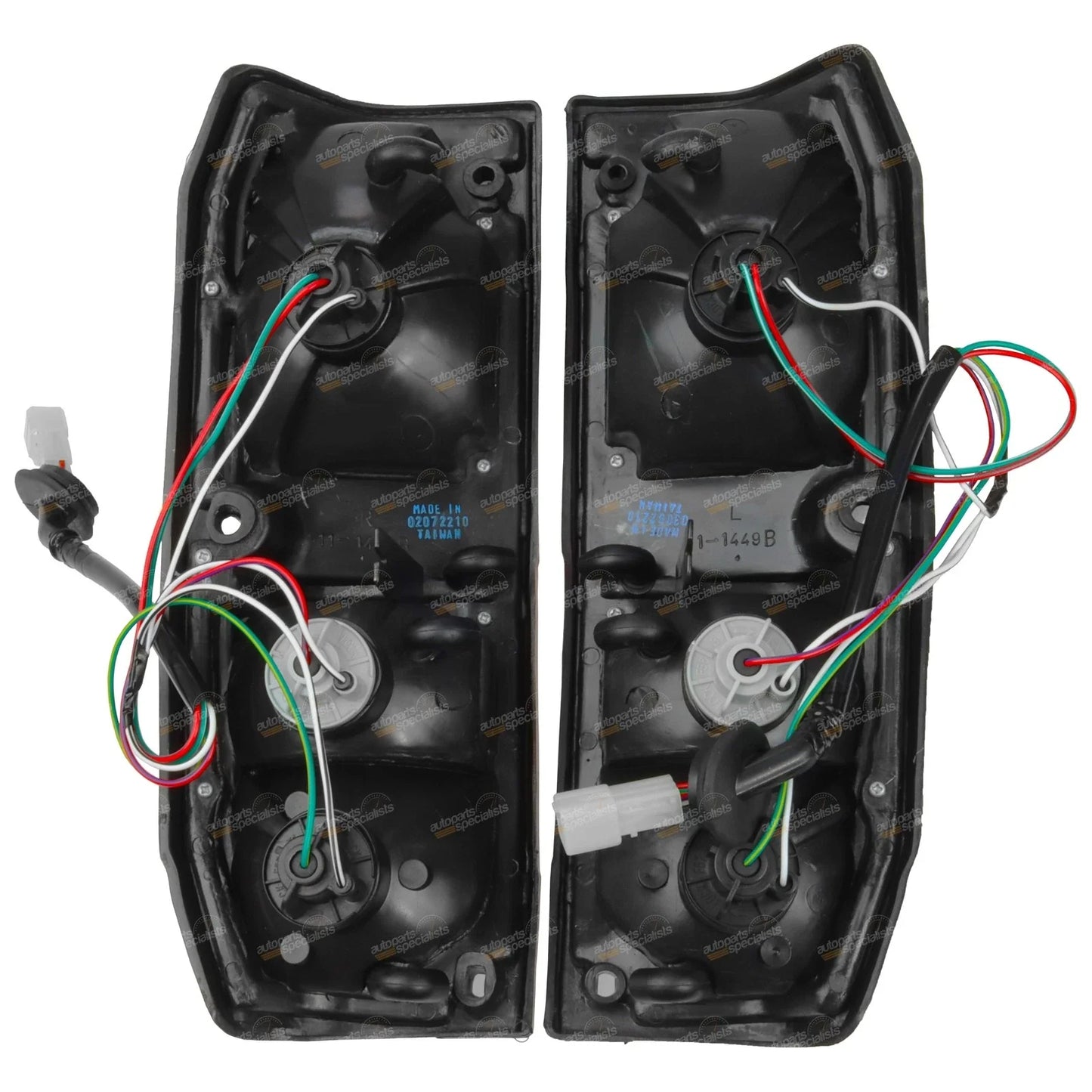 Pair Tail Lights for Toyota Landcruiser Bundera LJ70 LJ71 RJ70 (1985–1991)