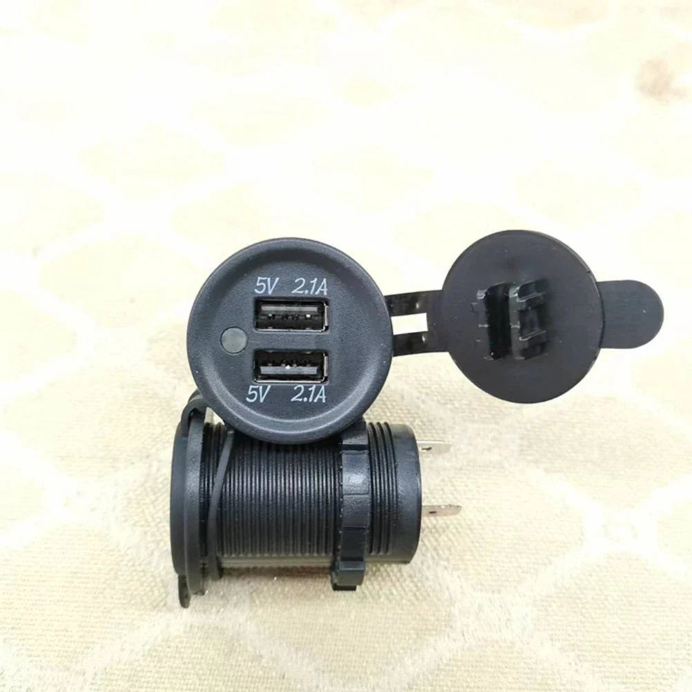 USB Dual Socket 12-24V Vehicle Charger/Data Cable for Yachts