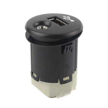 Sound System Auxiliary Jack for Nissan Juke (2011-2013)
