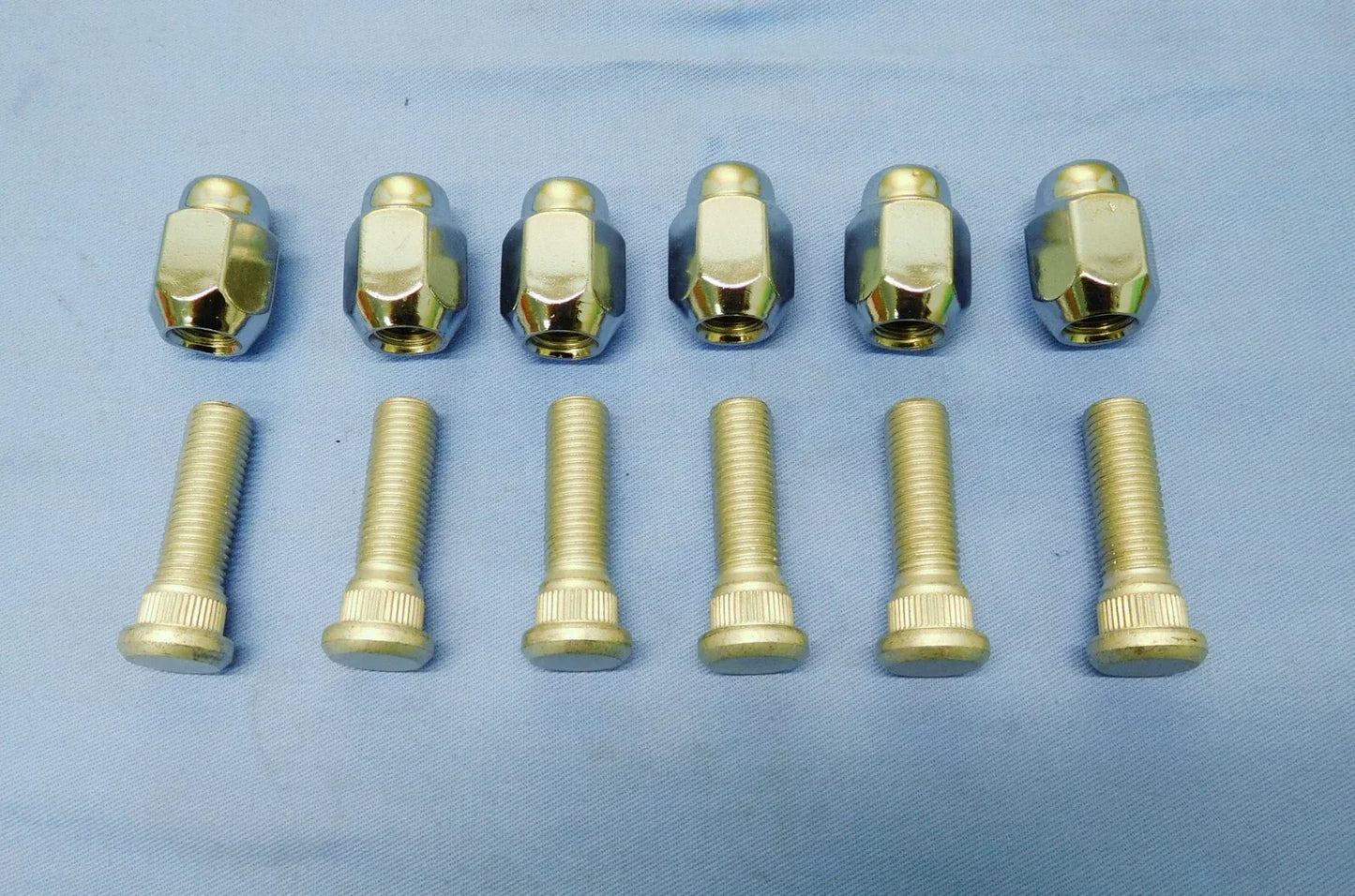Rear Wheel Stud & Chrome Nut Kit for Land Cruiser FJ60 FJ62 HJ60 HJ62 (1980-89)