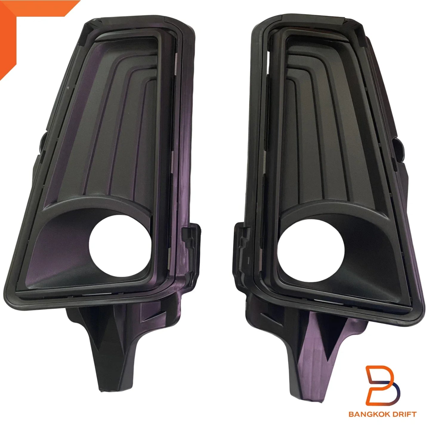 Fog Lamp Spot Light for Toyota Hiace Commuter 2020-2023 H300 Black Cover