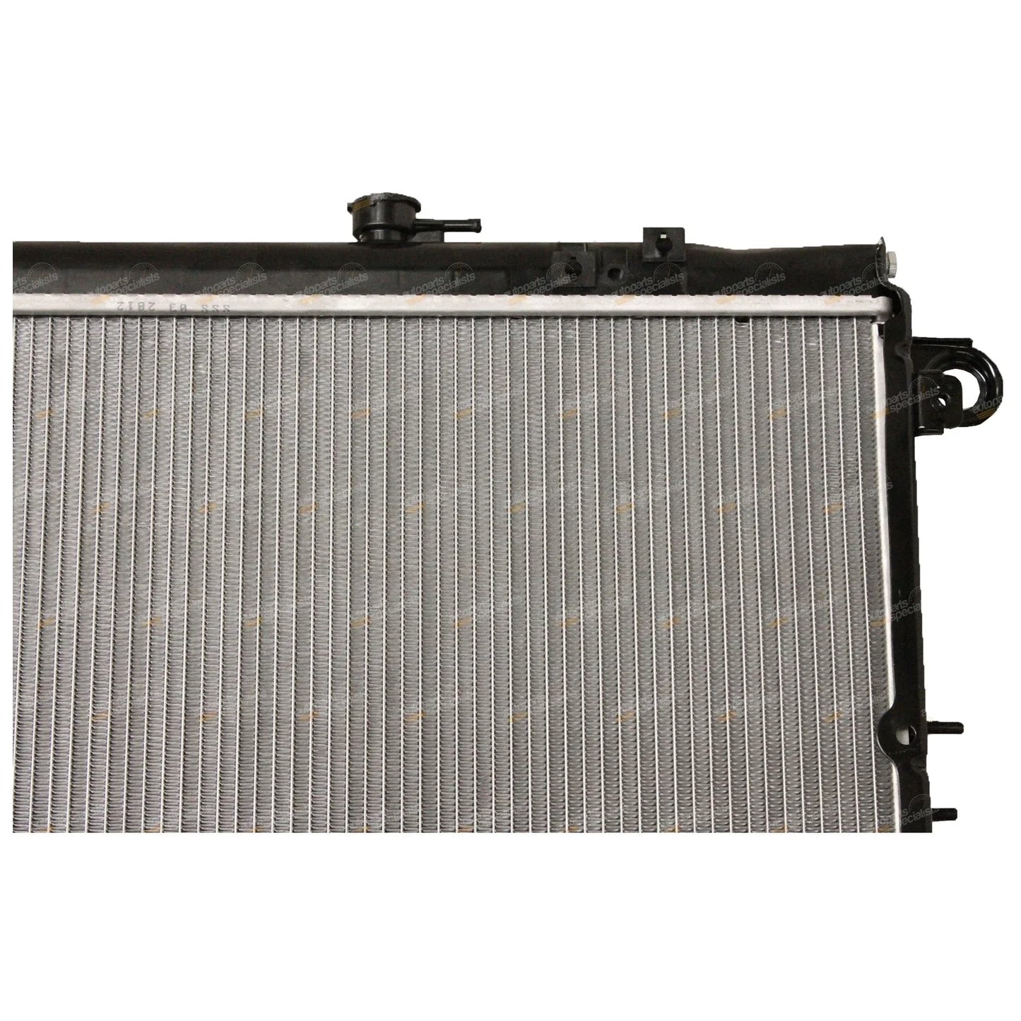 Aluminium Alloy Core Radiator for Toyota Landcruiser UZJ100 V8 (1998–2007)