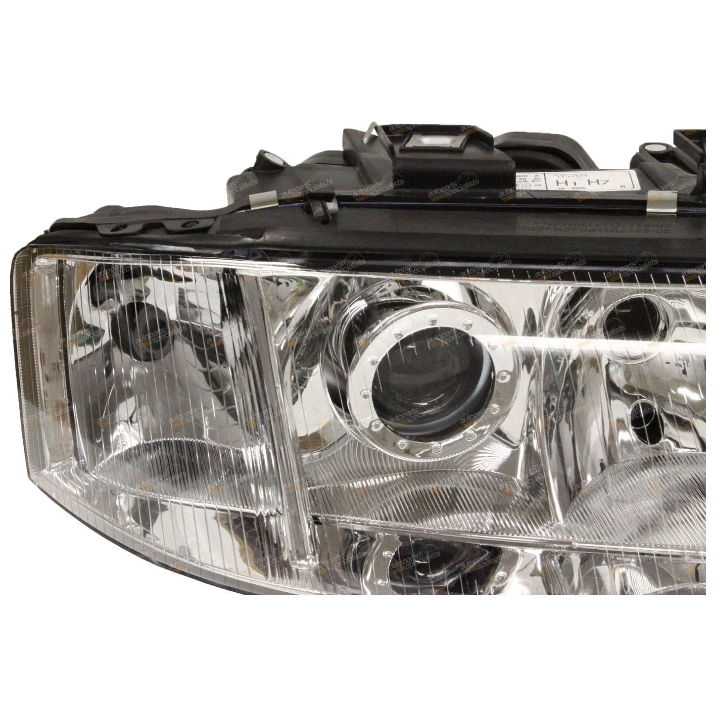 Right Halogen Headlight for Audi A6 C5 (1997 - 2001)