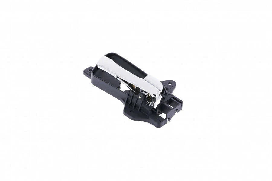 Chrome Front Right Inner Door Handle for Hyundai i30 (2007–2012)