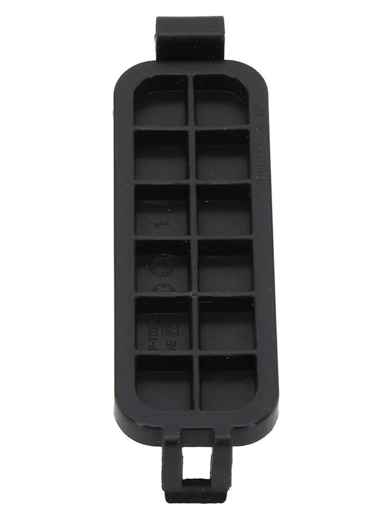Wear Resistant Cabin Air Filter Cover for Nissan Sentra