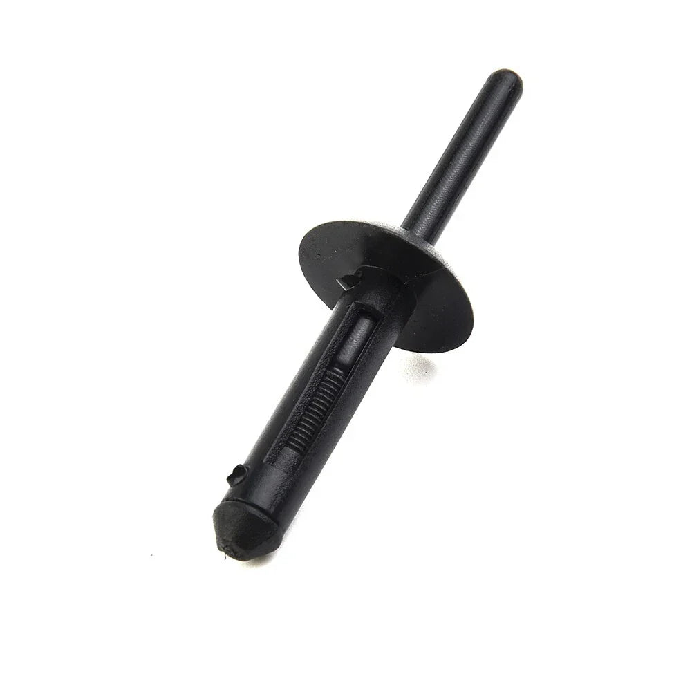 30x Door Panel Fastener Clips for Jeep Grand Cherokee (1999–2004)