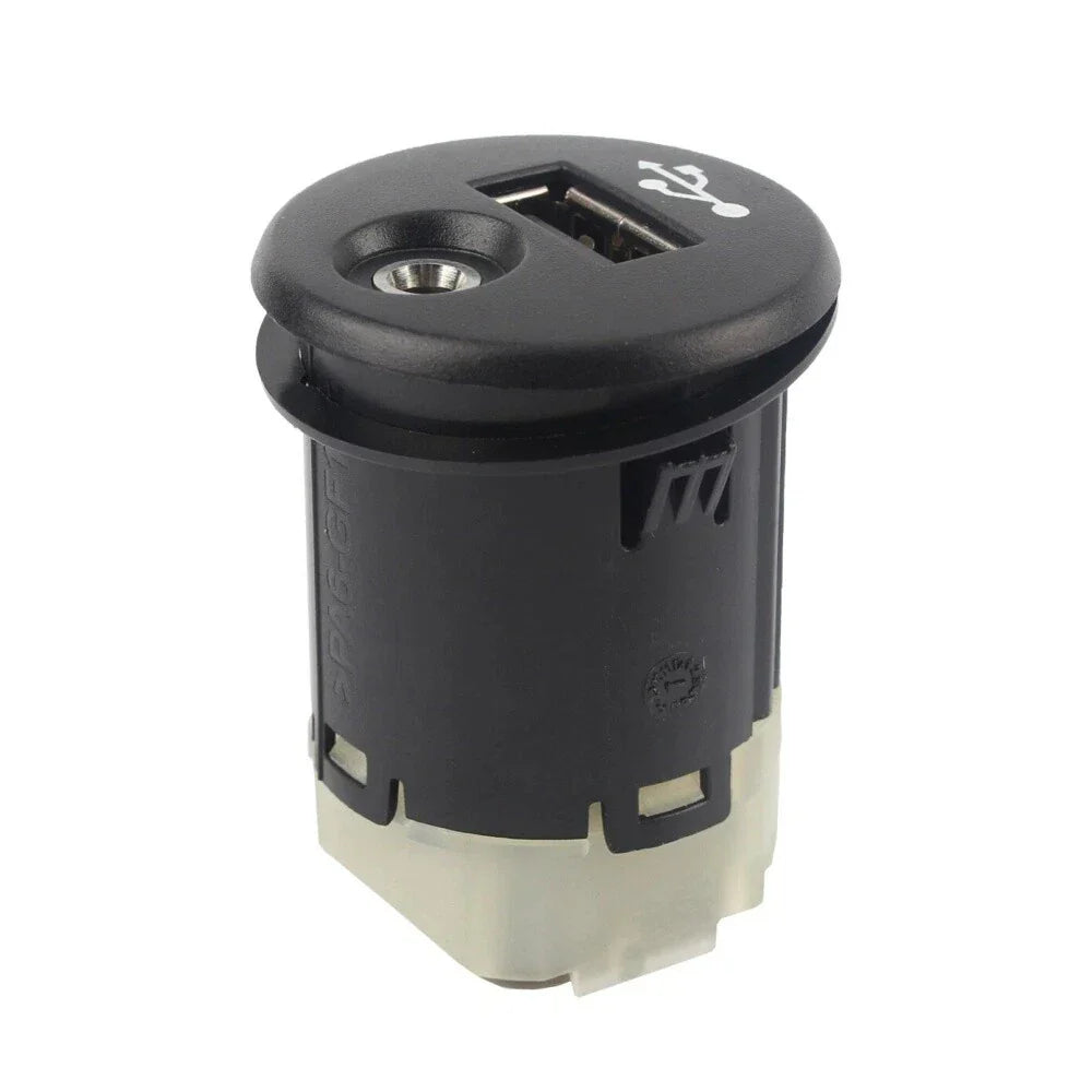Auxiliary Jack for Nissan Juke (2011-2017)