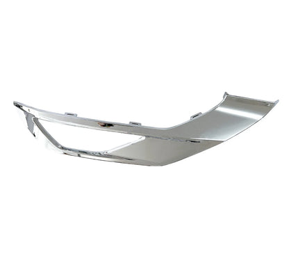 Front Bar Mould Lower Right Fog Light Hole for Mitsubishi Outlander (2001–2023)