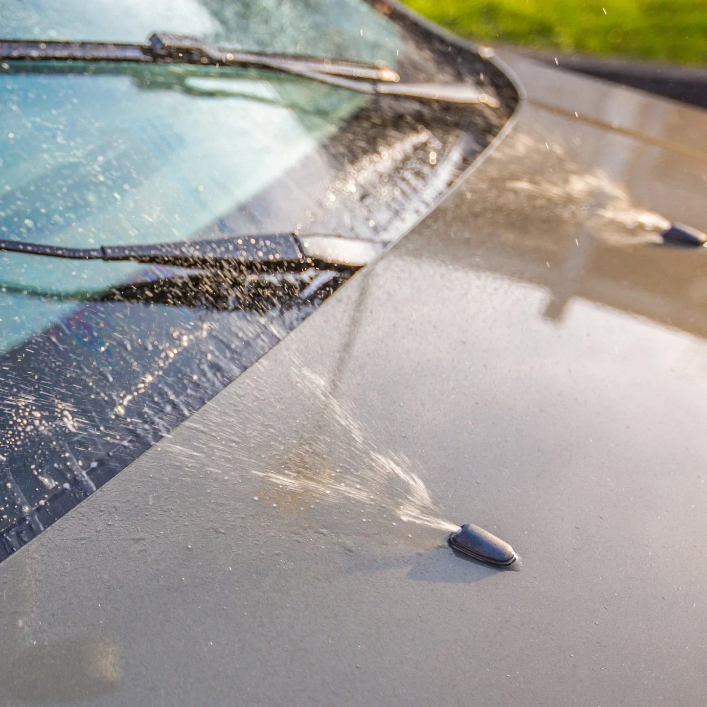 2 x Windshield Wiper Washer Nozzles for Dodge Sprinter (2002-2018)