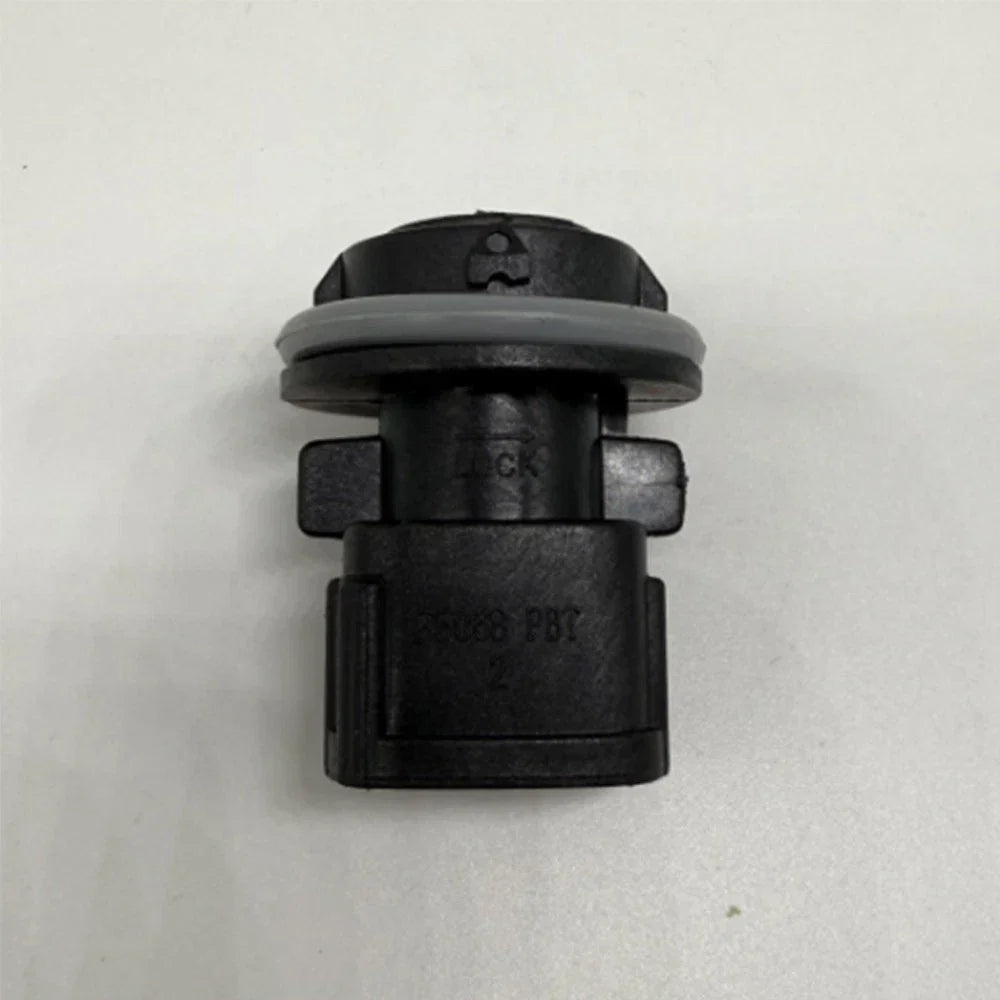 Turn Signal Light Bulb Socket for 2002-2006 Nissan Altima (2002-2006)