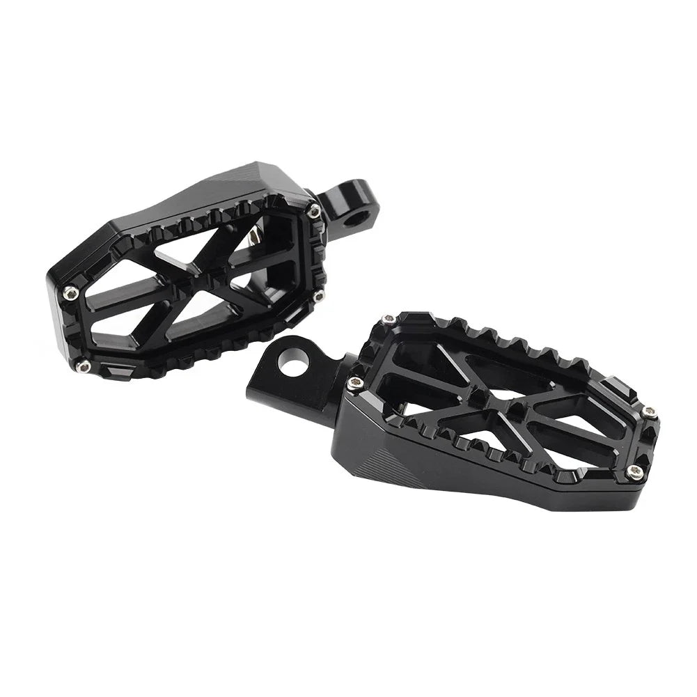 Male Mount Rear Foot Pegs for Harley Road Electra Glide Classic