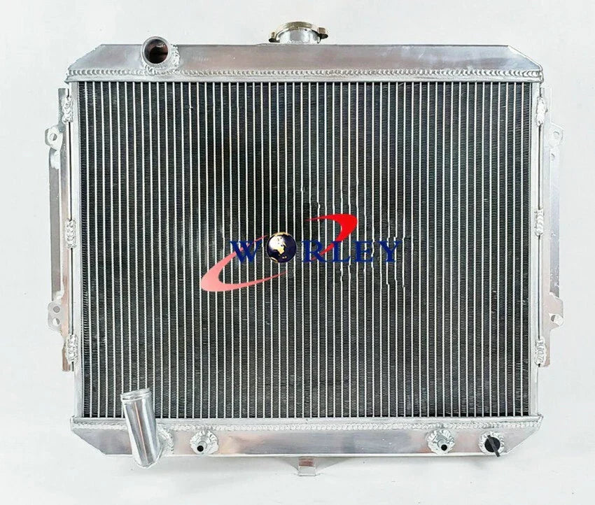 3 Row Radiator for Mitsubishi Pajero (1988-1997)