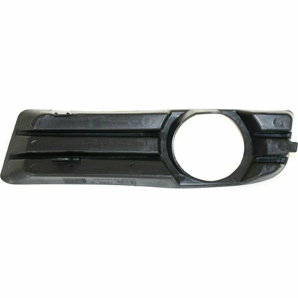 Bumper Fog Lamp Bezel Trim for Chrysler 300 (2005-2010)
