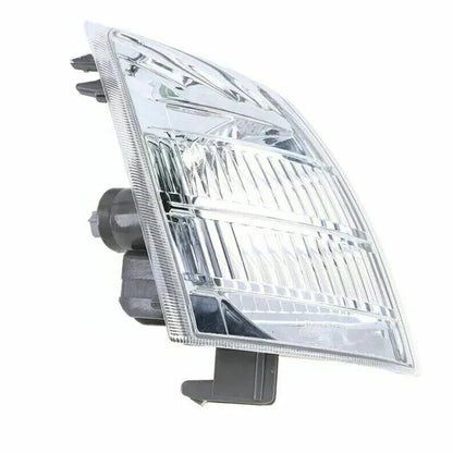 Right Corner Light Indicator Lamp for Nissan X-Trail T30 (2001-2007)