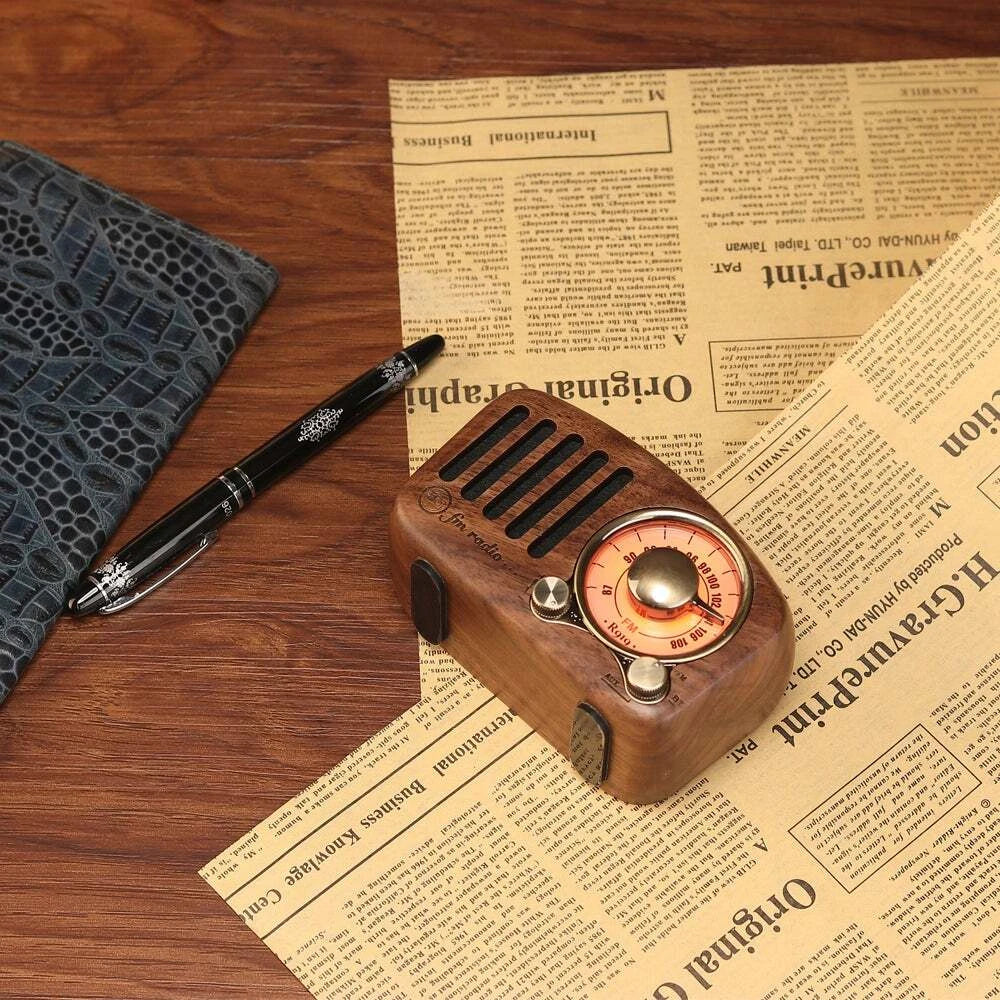 Vintage Bluetooth Speaker Greadio Walnut Wooden FM Radio