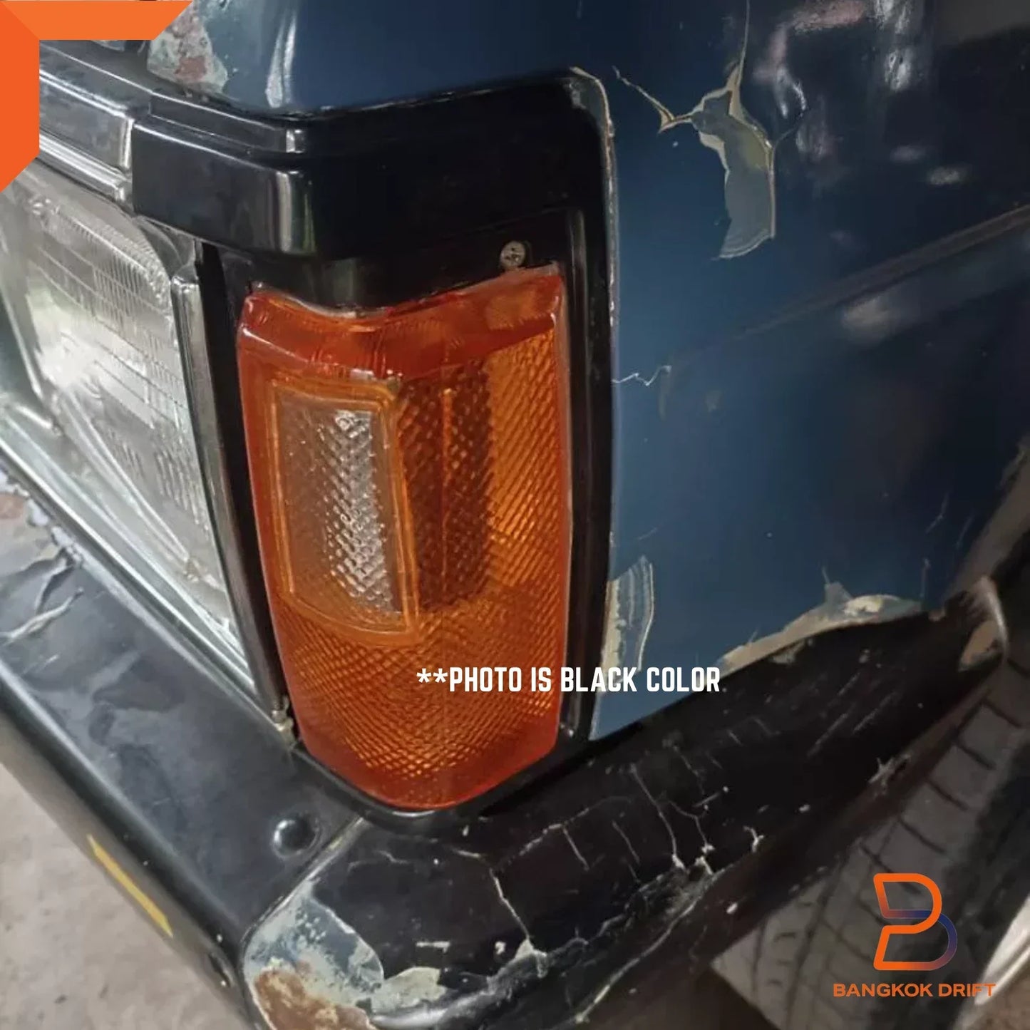 Chrome Grey Corner Turn Signal Light for Nissan Navara D21 (86-92)