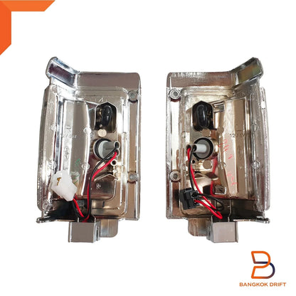 Front Corner Turn Signal Bulbs for Nissan Navara D21 (1986-1997)