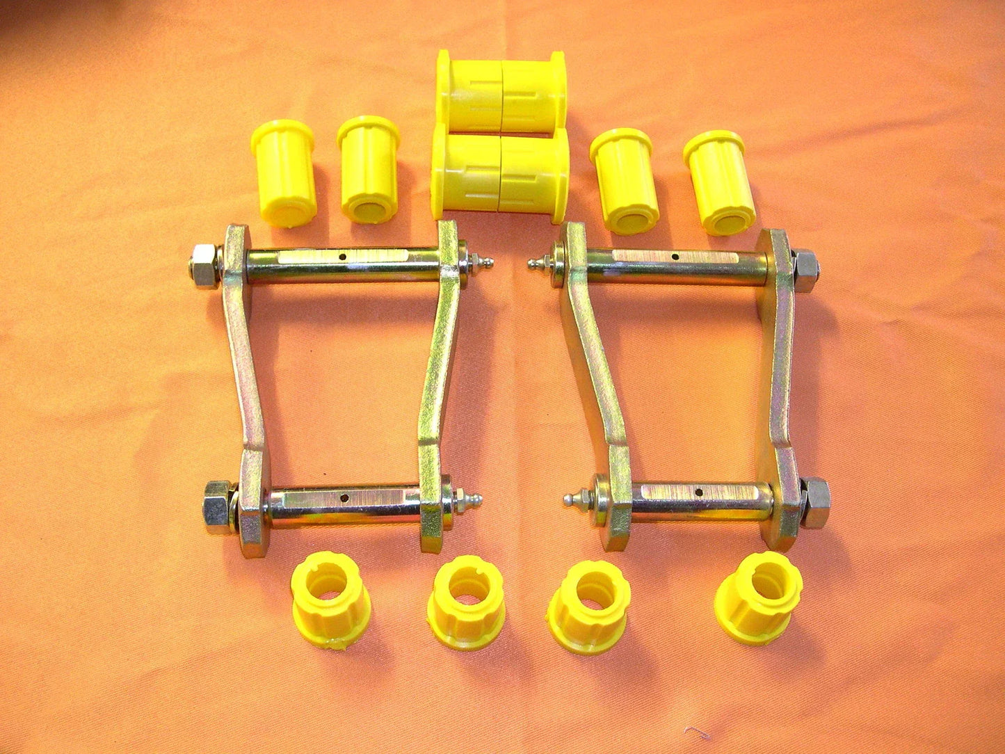 Pair of STD Height Rear Greasable Shackles & Bushes for Isuzu D-Max (2012-2020)