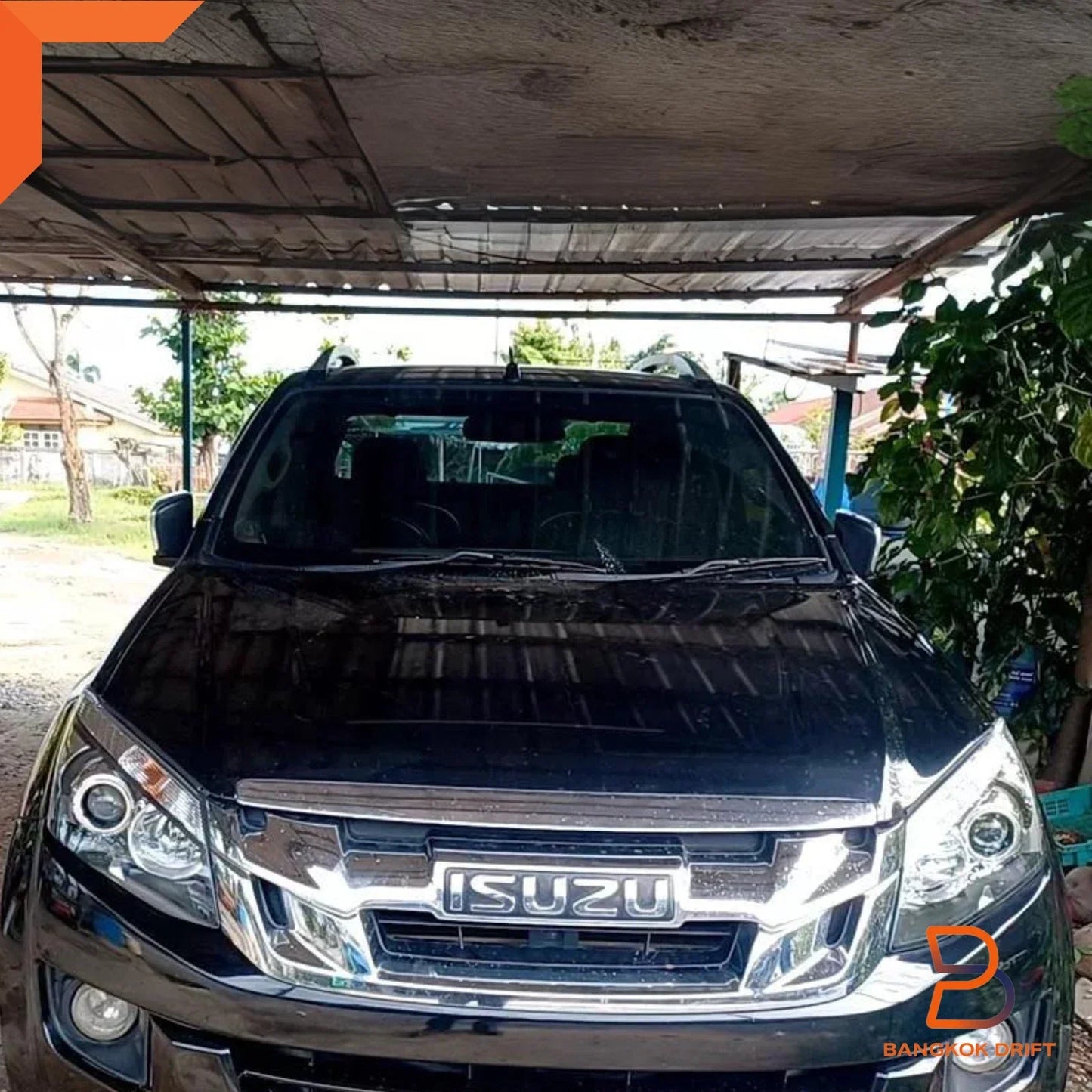 Black Projector Headlights for Isuzu D-Max Ute (2012-2016)