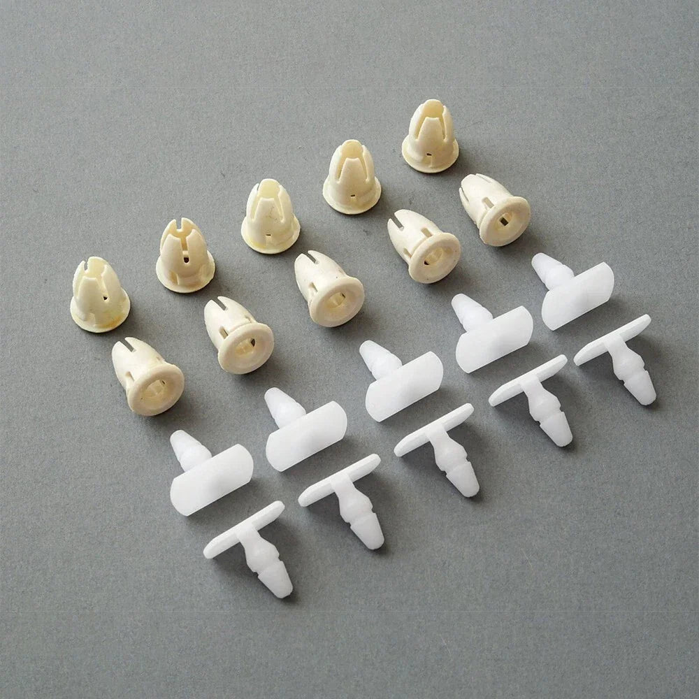 Trim Plastic 20 x Attachment Button Front