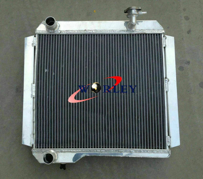 3 Row Radiator for Toyota Land Cruiser BJ42 BJ43 BJ44 BJ45 BJ46 (1984-1990)