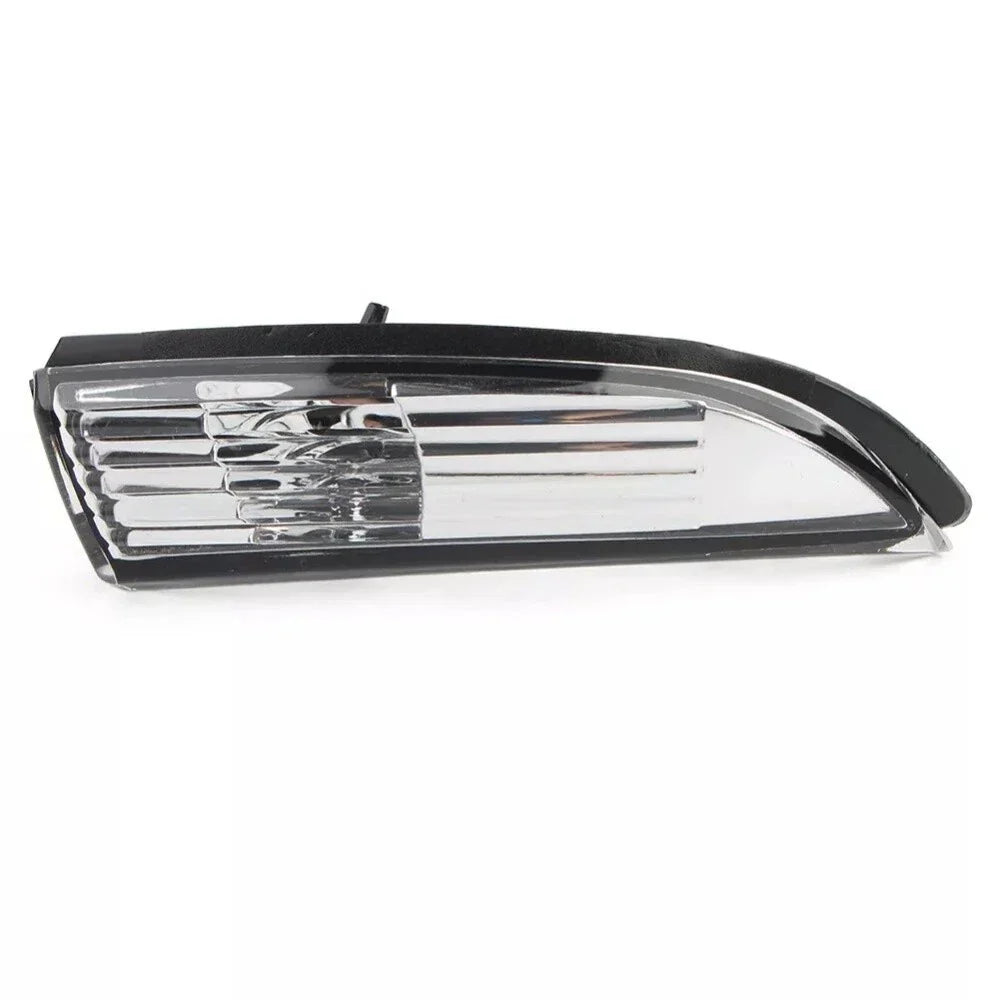 Right Turn Signal Light for Ford Fiesta B-Max (2012-2019)