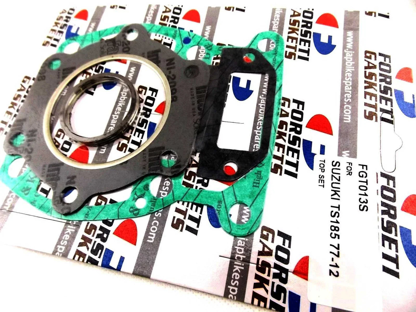 Top End Engine Gasket Set for Suzuki TS185 (1977-2012)
