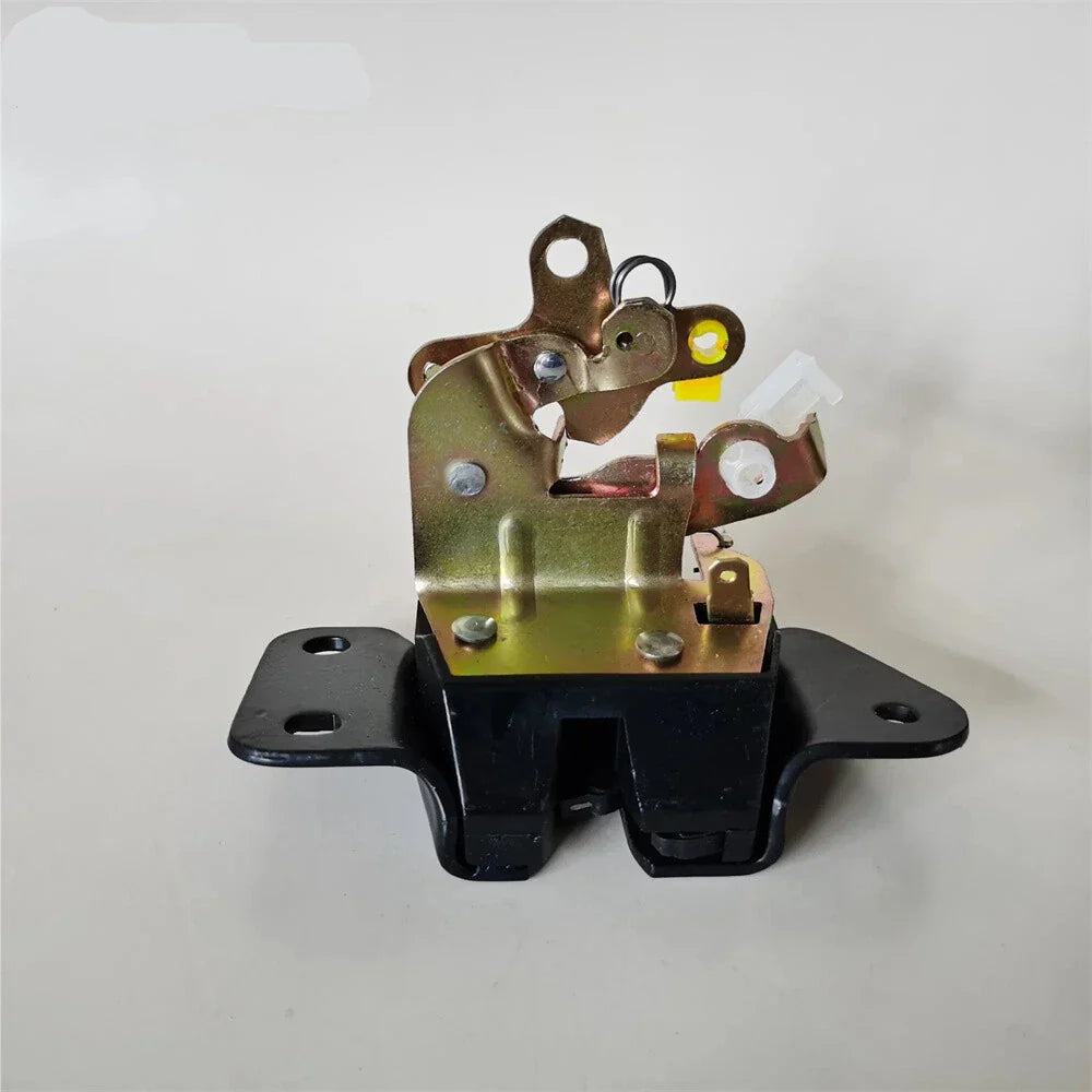 Tail Gate Door Latch for Mitsubishi Challenger Pajero Sport (2008-2015)