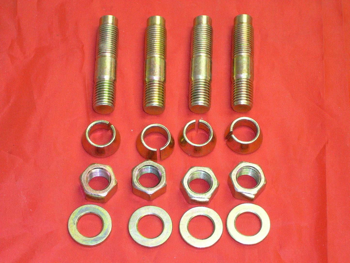 Swivel Housing Bolt Kit for LandCruiser FJ75 HJ75 (1980-1989)